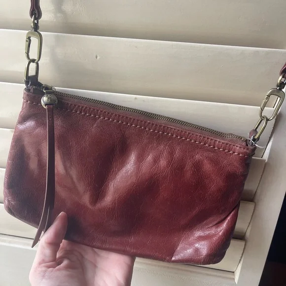 HOBO Rich Brown Leather Crossbody Bag - Picture 1 of 8